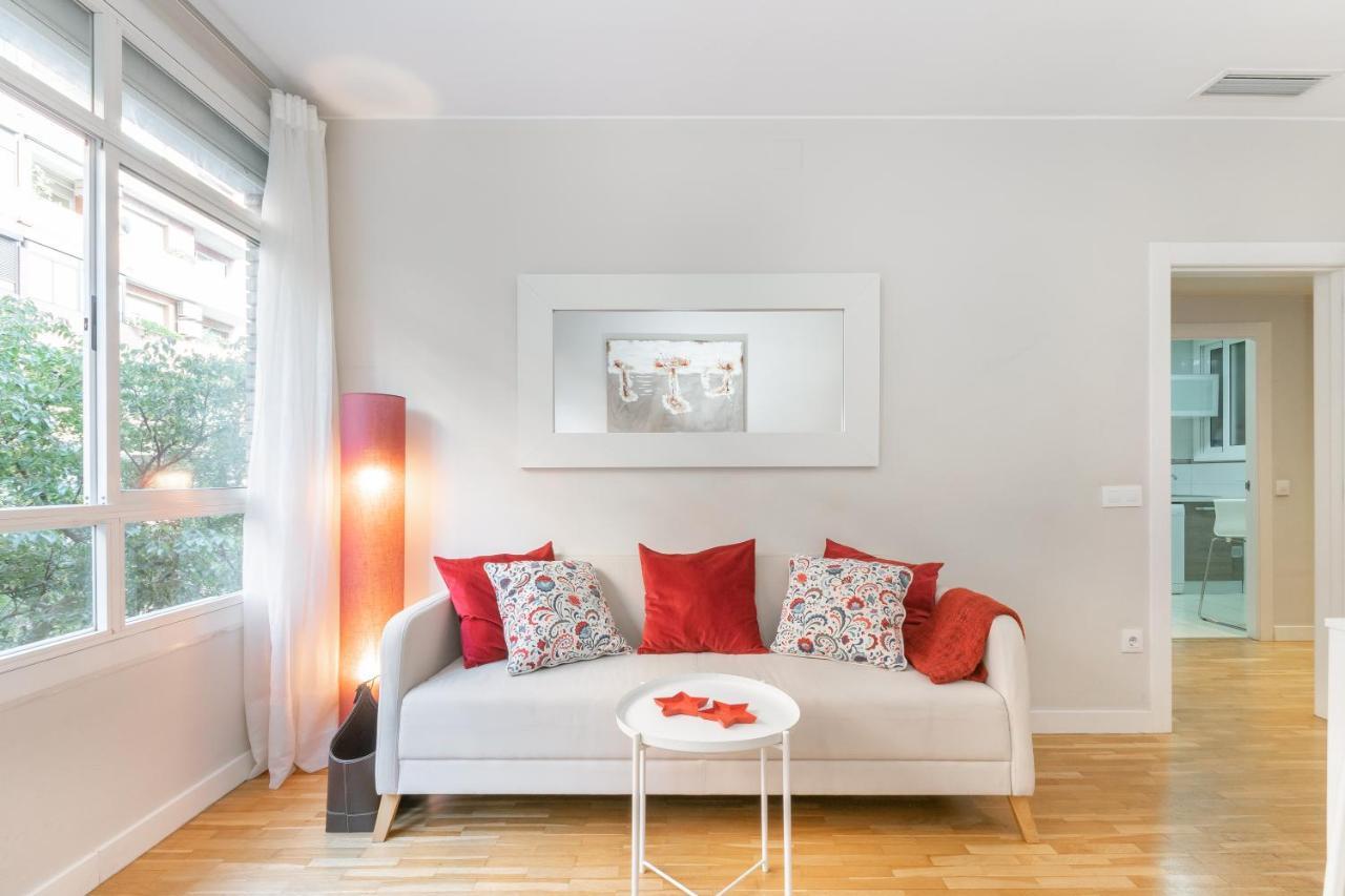 Elegance Barcelona Rentals Exterior foto